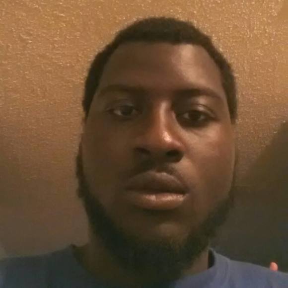Profile Picture of Darren King (@kingdjr) on Poshmark