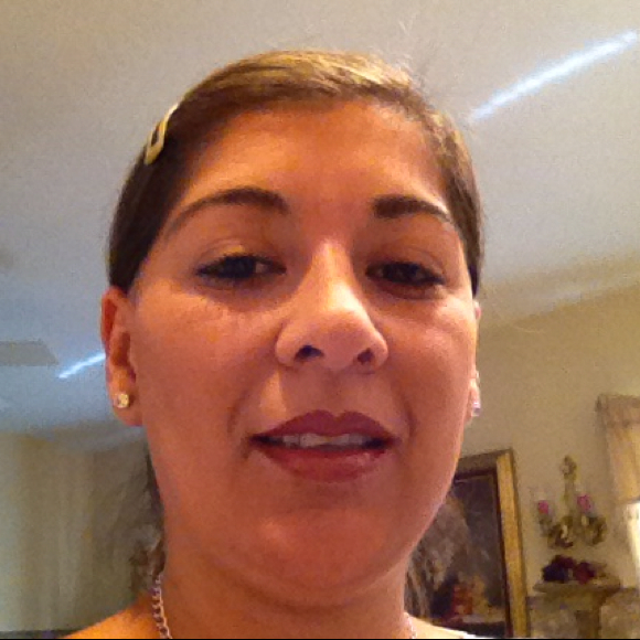 Profile Picture of Erika Estrada (@estrada0608) on Poshmark
