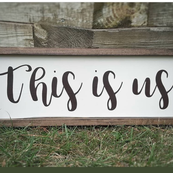 Holly Lurgio - Poshmark Profile Picture of Holly Lurgio (@beckettxander) on Poshmark