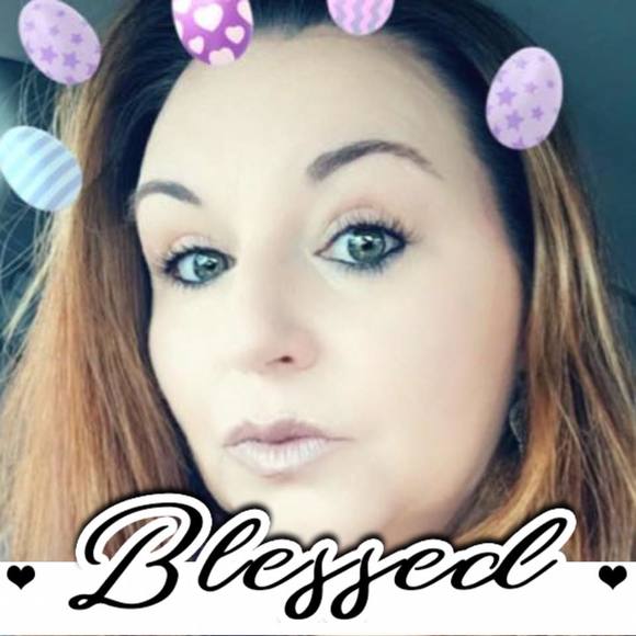Profile Picture of Christi Courtney-condry (@christic77306) on Poshmark