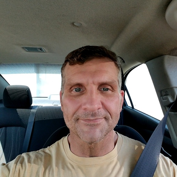 Profile Picture of Mike Hull (@wrestle1) on Poshmark