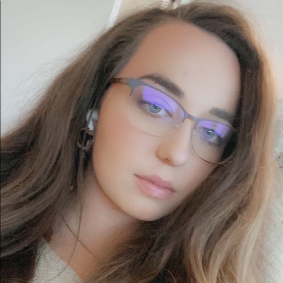 Profile Picture of Paige Potter (@randipaige21) on Poshmark