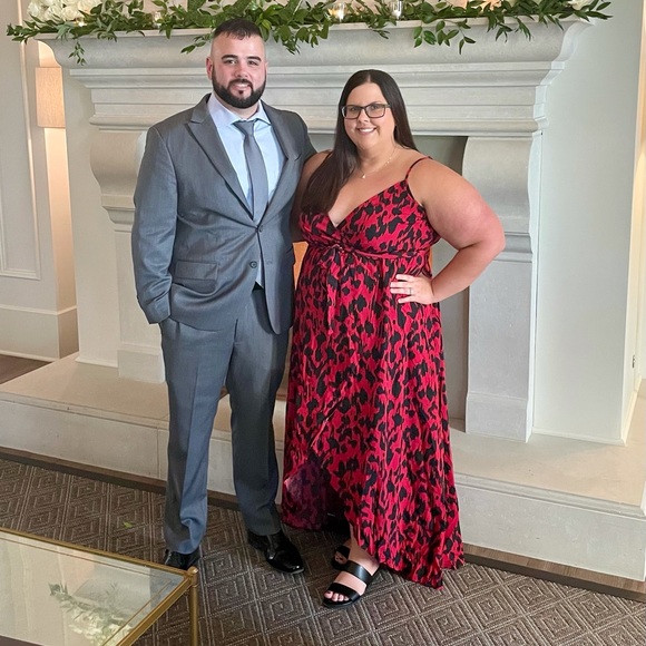 Profile Picture of Jamie Hahn (@jamiehahn1988) on Poshmark