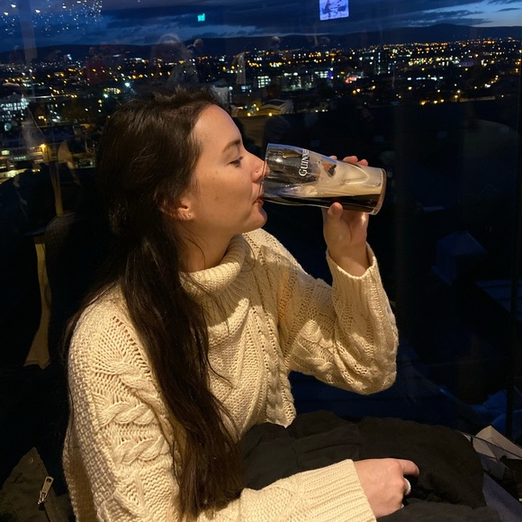 Profile Picture of Danielle Wilborn (@daniellewilborn) on Poshmark