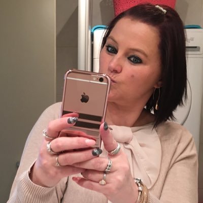 Sabrina Blomme - Twitter Profile Picture of Sabrina Blomme (@bruce151113) on Twitter