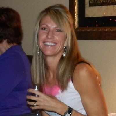 Profile Picture of Vicki Witt (@VikWitt) on Twitter