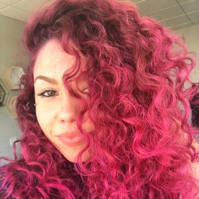 Profile Picture of a dee españa (@ayedeespain) on Twitter