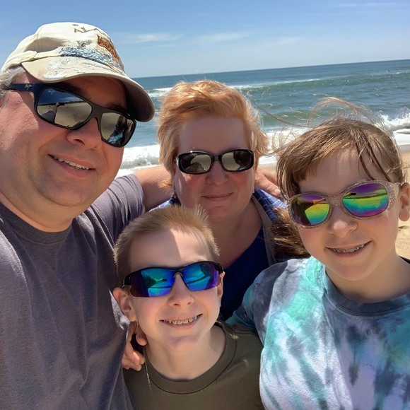 Profile Picture of Audrey Dascomb (@audnh6) on Poshmark