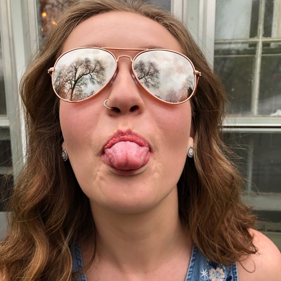 Profile Picture of Josie Kasik (@josiekasik) on Poshmark