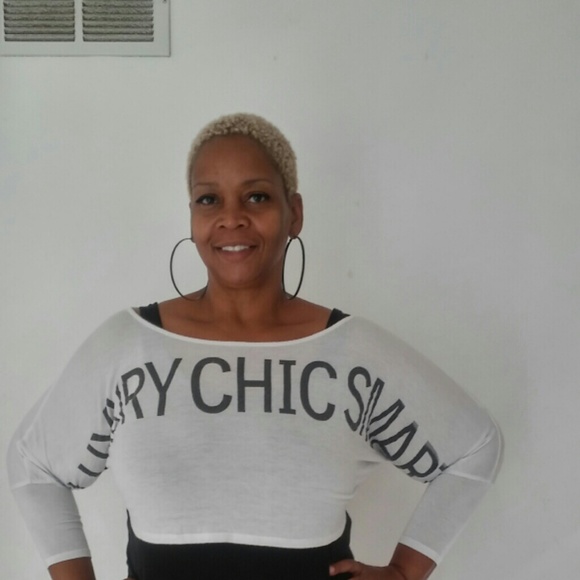 Profile Picture of Janell Woolfork (@9lovelylibra) on Poshmark