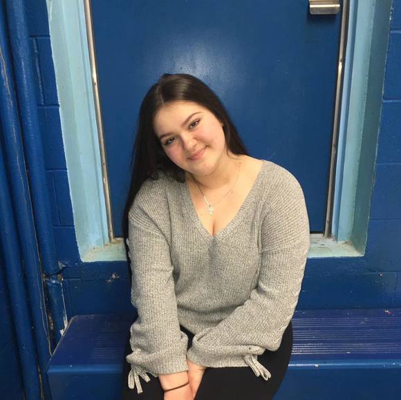 Dobrila Zdjelaric - Poshmark Profile Picture of Dobrila Zdjelaric (@dobrilaz) on Poshmark