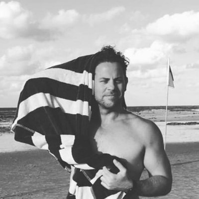 Profile Picture of Kris Robinson (@kris_robinson) on Twitter