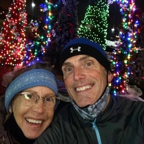 Profile Picture of Ladona Molander (@lmolander) on Poshmark