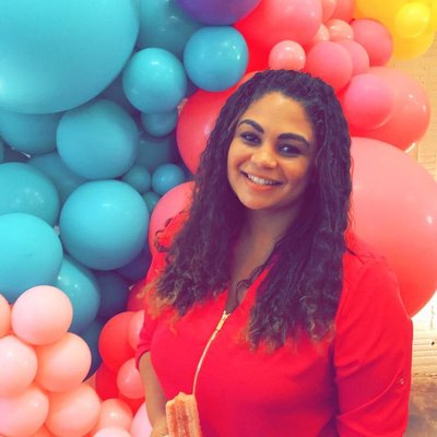 Profile Picture of Jennifer Grim (@JenniferGrim9) on Twitter