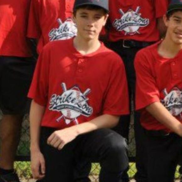 Profile Picture of Michael Acklin (@michaelacklin) on Poshmark