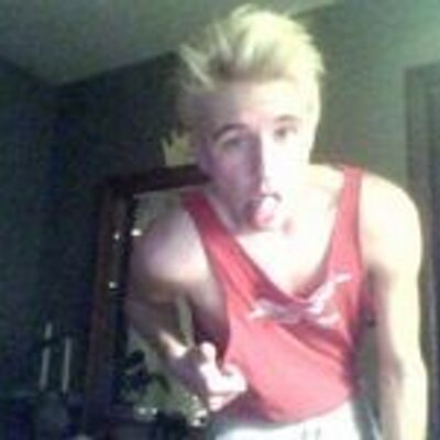 Profile Picture of Sean Bounds (@Carlee_npu) on Twitter