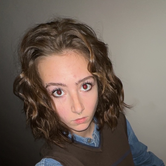Profile Picture of Makyla Ferris (@makylaferris) on Poshmark