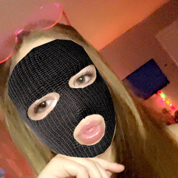 Profile Picture of Ava Clark (@avaclark659) on Poshmark