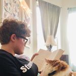 Profile Picture of scottie draughon (@scotties_bookshelf) on Instagram