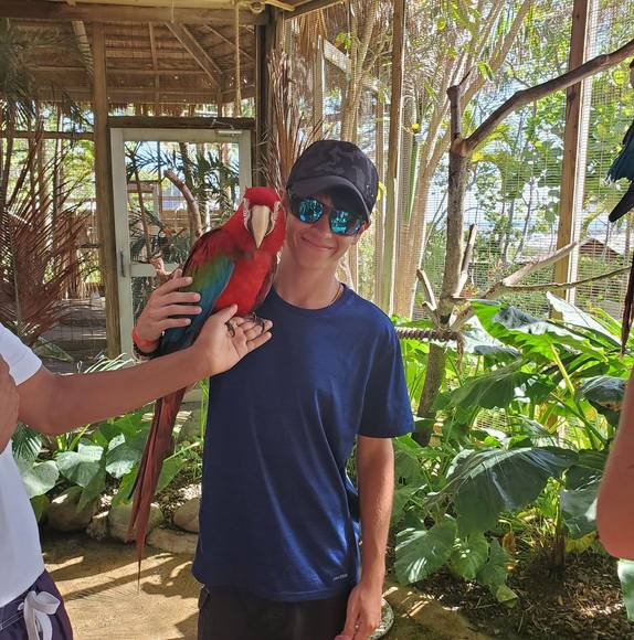 Profile Picture of Wendy Haynal (@twn827) on Poshmark