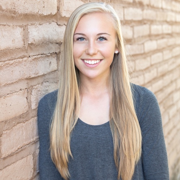 Profile Picture of Maddie Forkner (@maddieforkner) on Poshmark
