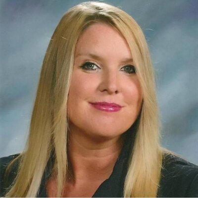 Profile Picture of Jennifer Hobbs (@artsteachobbs) on Twitter