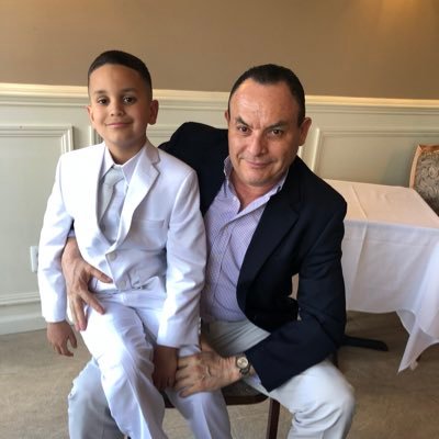 Profile Picture of Laurence Barrera (@LaurenceBarrera) on Twitter