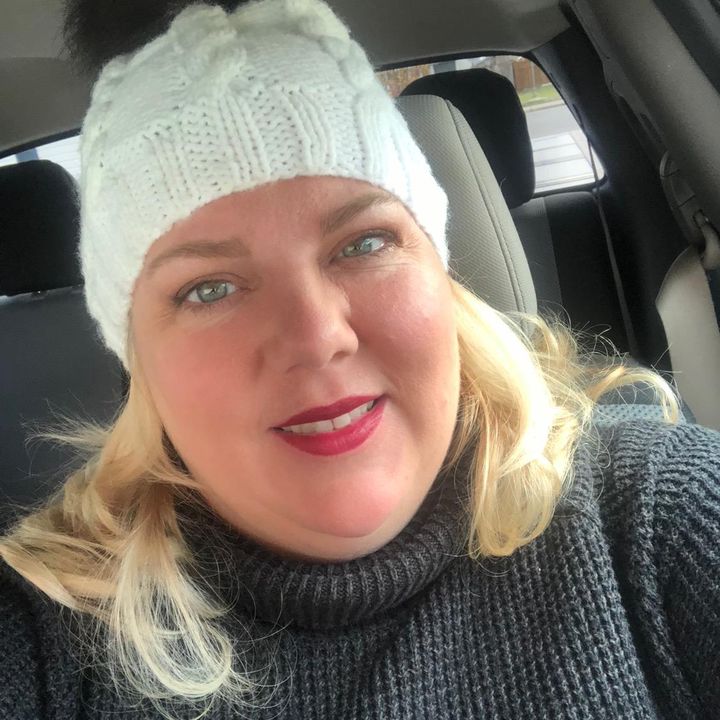 Profile Picture of Lisa Lowe (@lisalowe1975) on Tiktok