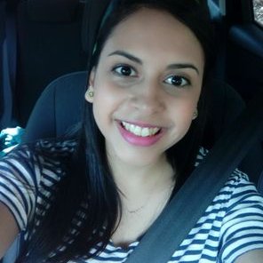 Profile Picture of Vicky (@Vicky_Isabel8) on Twitter