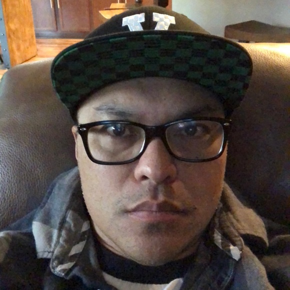 Profile Picture of Joe Astudillo (@jast73) on Poshmark