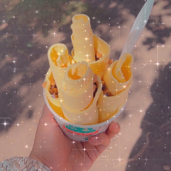 Amrit Kaur - Poshmark Profile Picture of Amrit Kaur (@amritkaur275) on Poshmark