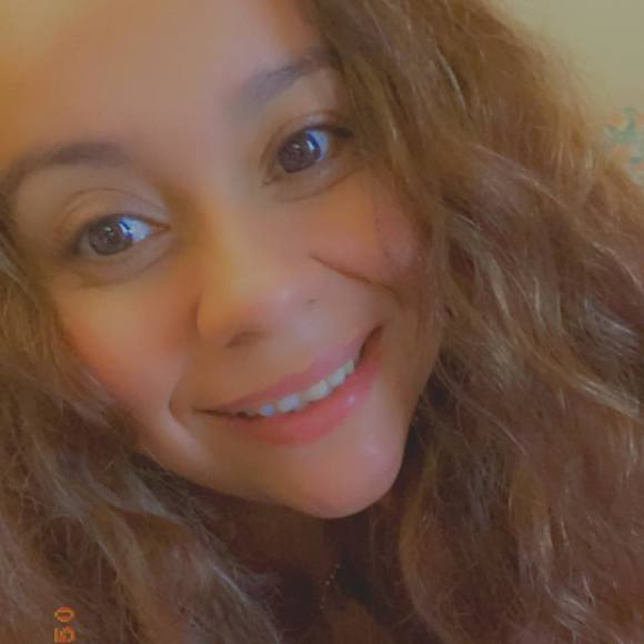 Profile Picture of Carito Lizama (@carito25lizama) on Poshmark