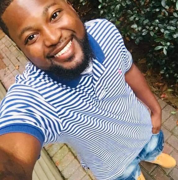 Profile Picture of Avery darren Rice (@rudeboybookie) on Poshmark