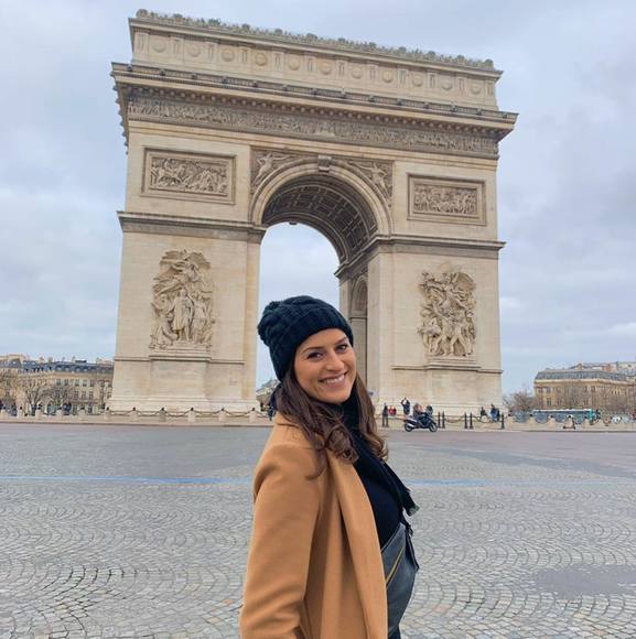 Profile Picture of Rebecca Schneider (@rschneider0921) on Poshmark