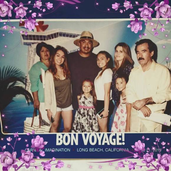 Profile Picture of Gwen Derby (@gwennie30) on Poshmark