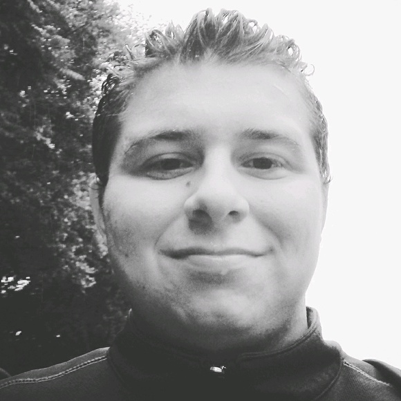 Profile Picture of Jacob Turdo (@jjturdo98) on Poshmark