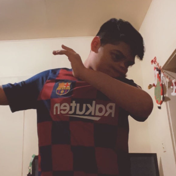 Profile Picture of Erick Aguiar (@ericklad) on Poshmark