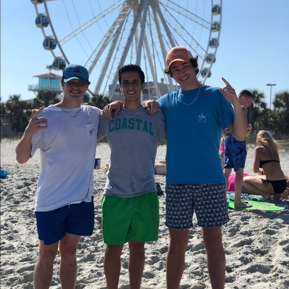 Profile Picture of Waseem Zaarour (@waseemzaarour) on Poshmark