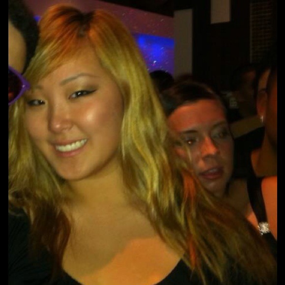 Profile Picture of Minjung Kim (@meanm1n) on Poshmark