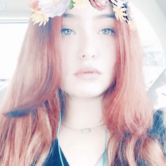 Profile Picture of Jesse Rosas (@jesserosas__) on Poshmark