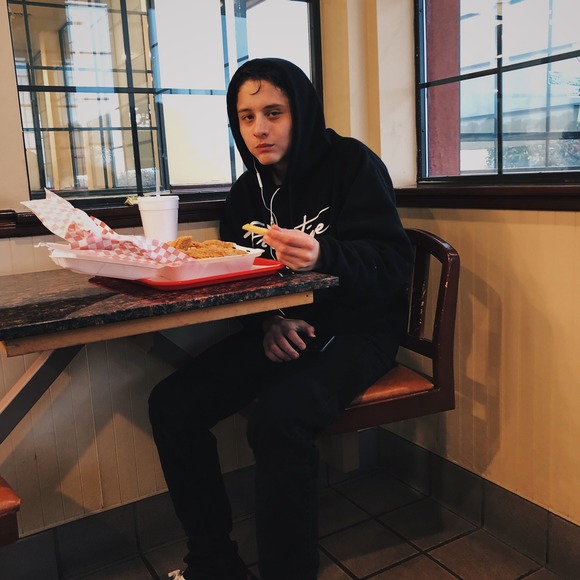 Profile Picture of Gabriel Allende (@gabe_allende) on Poshmark