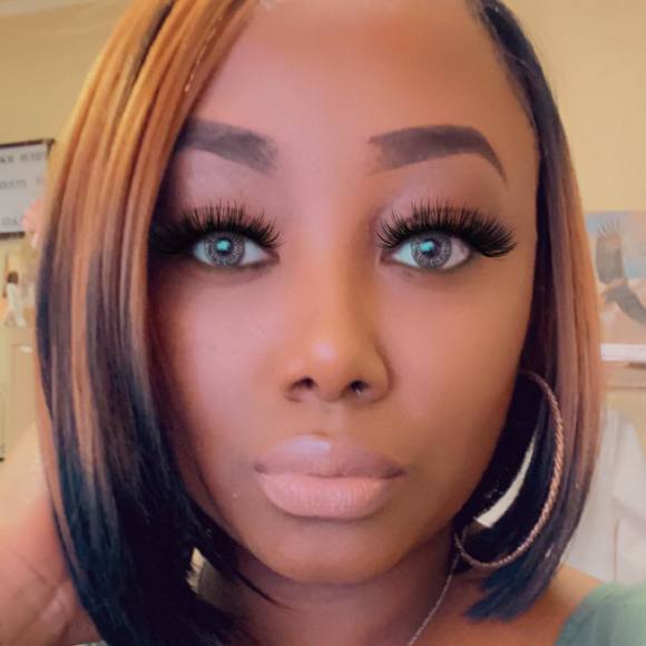 Miranda Jacobs - Poshmark Profile Picture of Miranda Jacobs (@randyj254) on Poshmark