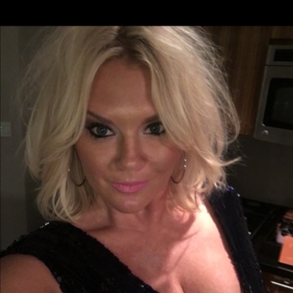 Profile Picture of Lindsey Roggentien (@lroggentien) on Poshmark