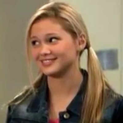 Profile Picture of Kim Crawford (@LeoHoward_Star) on Twitter