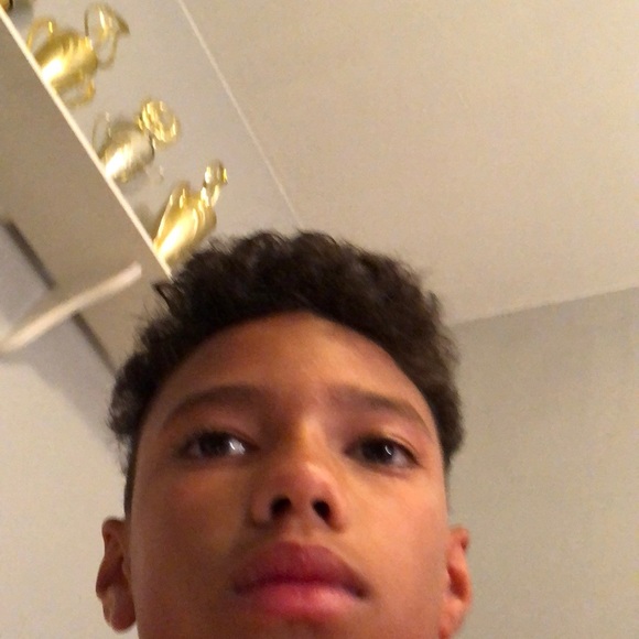 Profile Picture of Shawn Fettig (@hamrelite) on Poshmark