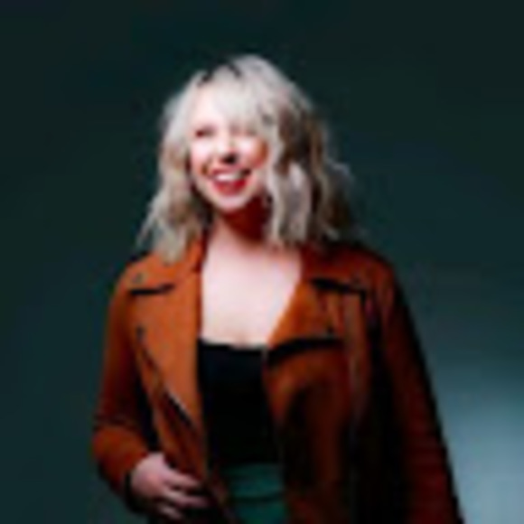 Profile Picture of Chiara Vicary (@chiaravicary95) on Poshmark