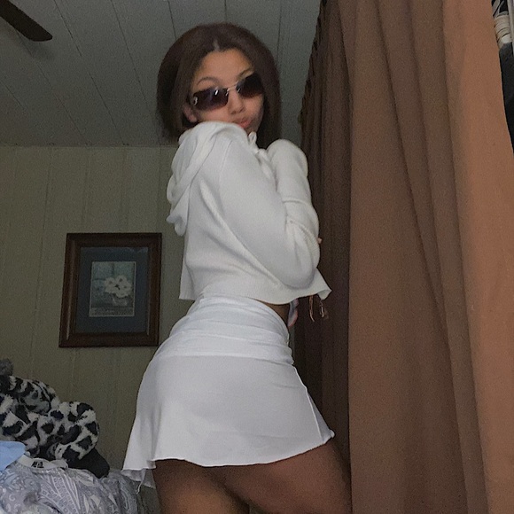 Olivia Hosley - Poshmark Profile Picture of Olivia Hosley (@olivia_ig) on Poshmark