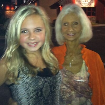 Profile Picture of Alexa Jo Fields (@alexajo_) on Twitter