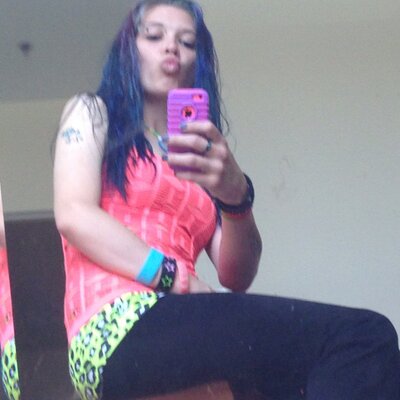 Profile Picture of Elizabeth Weiner (@elizabethweine1) on Twitter