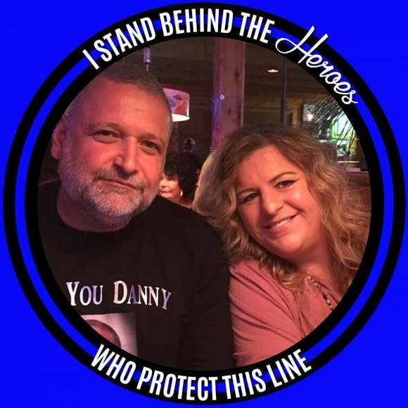 Profile Picture of Tracey Ochs mullins (@traceymullins30) on Poshmark